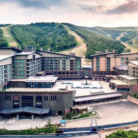 Genting Grand Chongli Hotel Exterior photo